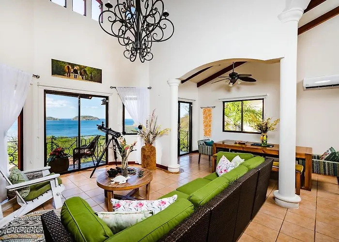 Private Villa, Infinity Pool, 2 Quiet Beaches *