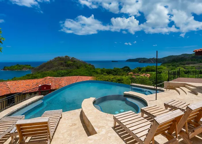 Private Villa, Infinity Pool, 2 Quiet Beaches *